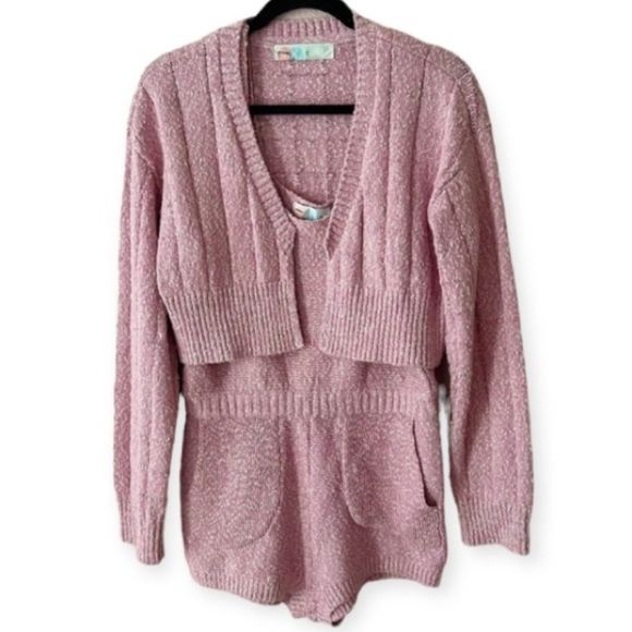 FREE PEOPLE DECLAN BEACH SWEATER SET
SIZE LARGE - Picture 3 of 5